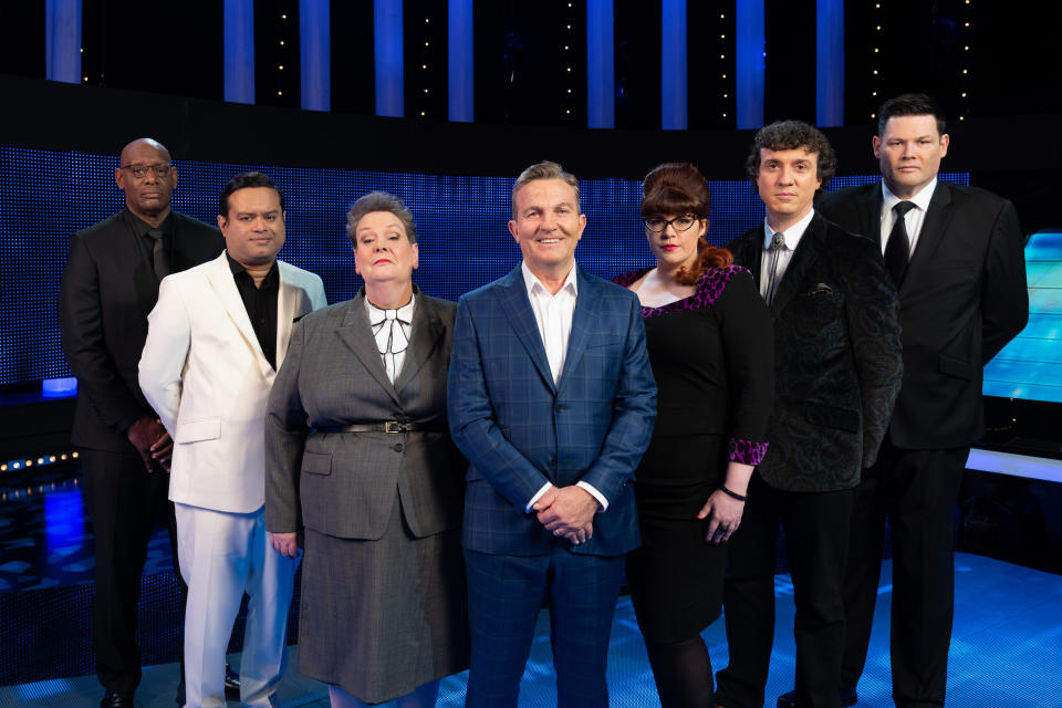 From ITV Studios 

THE CHASE 
Weekdays on ITV 

Pictured: (l-r) Shaun â€˜The Barristerâ€™ Wallace, Paul â€˜'The Sinnerman'â€™ Sinha, Anne â€œThe Governessâ€ Hegerty, Host Bradley Walsh, Jenny â€˜The Vixenâ€™ Ryan, Darragh â€œThe Menaceâ€ Ennis and Mark â€˜The Beastâ€™ Labbett


Â© ITV 


For further information please contact Peter Gray
0207 157 3046 peter.gray@itv.com

This photograph is Â© ITV and can only be reproduced for editorial purposes directly in connection with the programme THE CHASE or ITV. Once made available by the ITV Picture Desk, this photograph can be reproduced once only up until the Transmission date and no reproduction fee will be charged. Any subsequent usage may incur a fee. This photograph must not be syndicated to any other company, publication or website, or permanently archived, without the express written permission of ITV Picture Desk. Full Terms and conditions are available on  www.itv.com/presscentre/itvpictures/terms