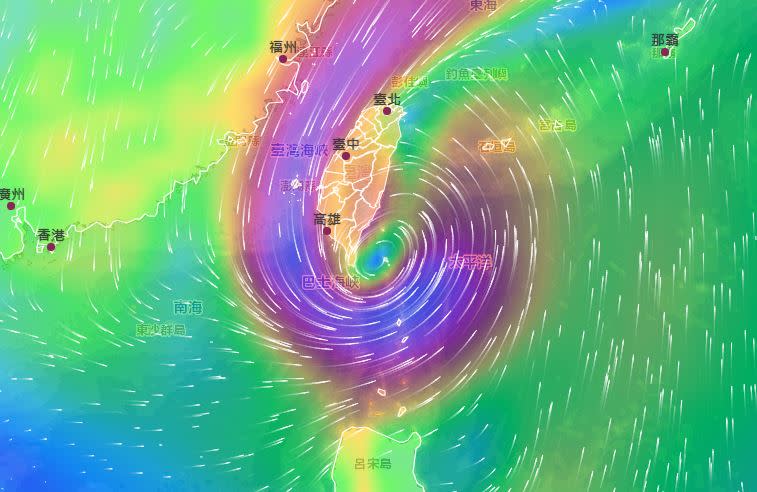 小犬颱風目前以每小時10公里速度，向西進行。（圖／翻攝自中央氣象署）