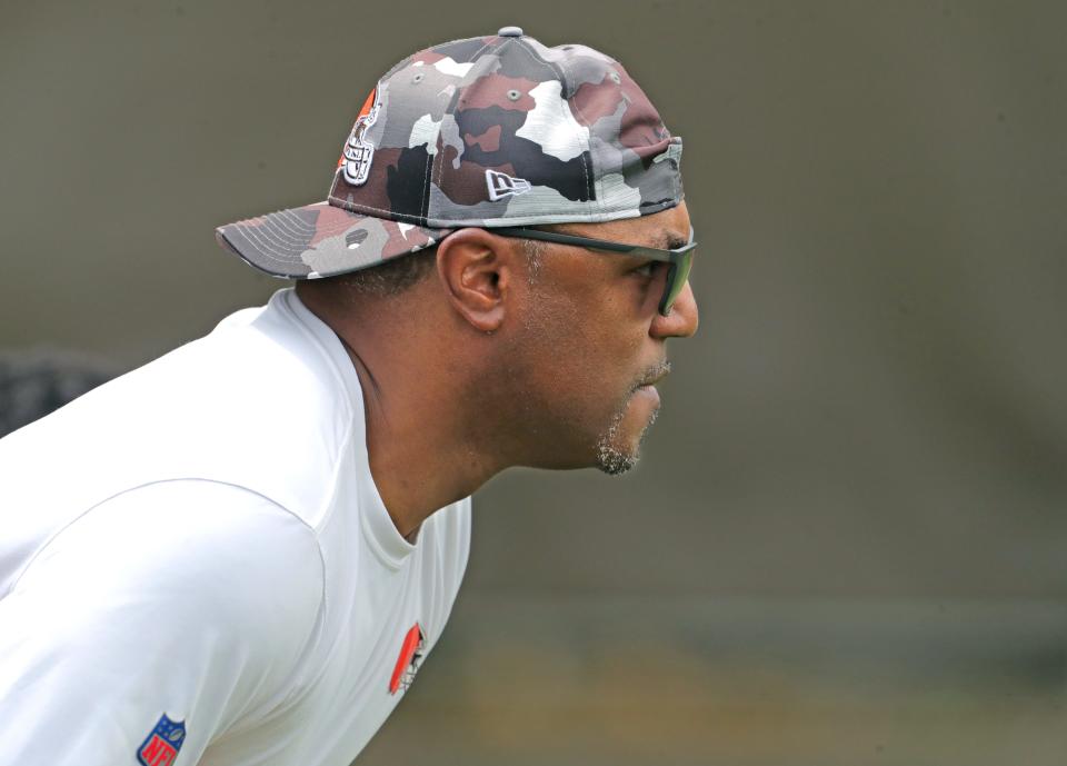 Cleveland Browns defensive coordinator Joe Woods keeps an eye on OTA workouts on Wednesday, June 8, 2022 in Berea.