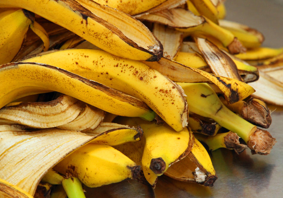 Bananenschalen eignen sich hervorragend als Dünger