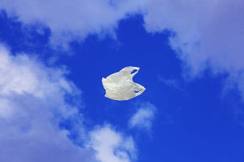   <span class="attribution"><a class="link " href="https://www.shutterstock.com/image-photo/plastic-bag-on-sky-124845250?src=XTU4Jo8BHvUW2NclTEcUFQ-1-1" rel="nofollow noopener" target="_blank" data-ylk="slk:Lasse Olofsson/Shutterstock;elm:context_link;itc:0;sec:content-canvas">Lasse Olofsson/Shutterstock</a></span>