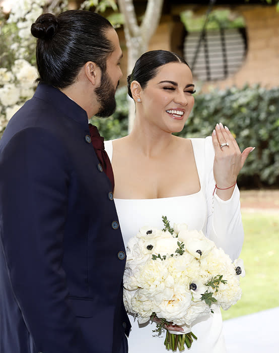 La boda de la actriz Maite Perroni reúne a sus compañeros de RBD