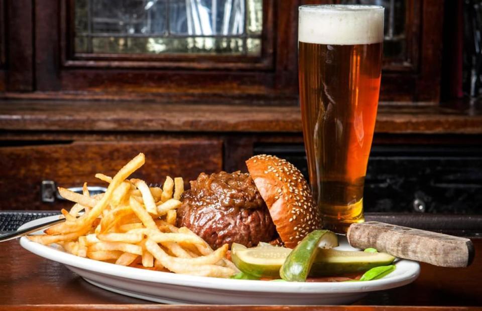 Black Label Burger, Minetta Tavern (New York, New York)