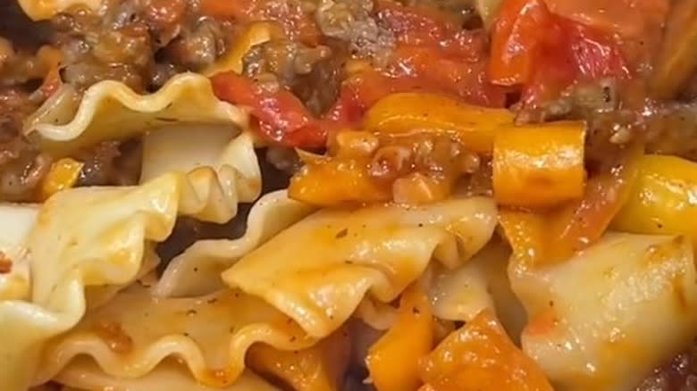 lasagna noodles with sauce