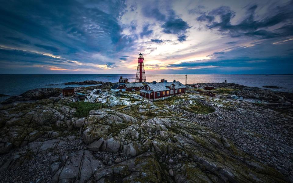 Pater Noster lighthouse - Erik Nissen Johansen