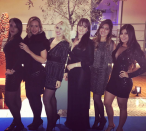 <p>Wanda se divirtió posando con las mujeres de los futbolistas y empapeló su cuenta de Instagram con imágenes del evento. - Foto Instagram.com/wanda_icardi </p>