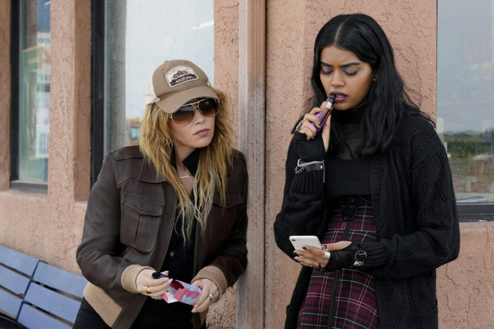 (L-R) Natasha Lyonne as ‘Poker Face’s Charlie Cale, and Megan Suri as Sara