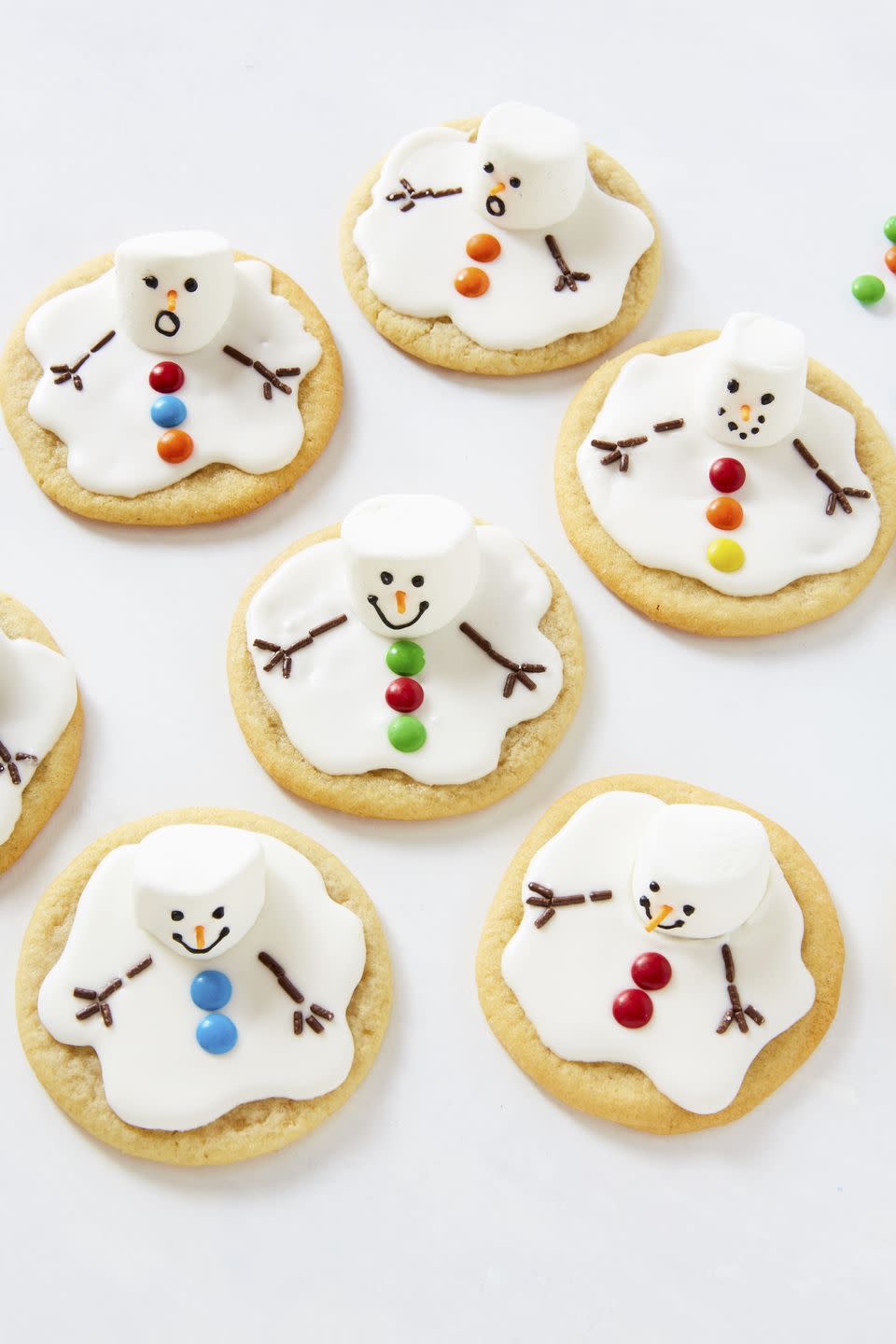 <p>Easy <a href="https://www.delish.com/uk/cooking/recipes/a29640305/basic-sugar-cookies-recipe/" rel="nofollow noopener" target="_blank" data-ylk="slk:sugar cookies;elm:context_link;itc:0;sec:content-canvas" class="link ">sugar cookies</a> get turned into the cutest snowman cookies. Use our favorite <a href="https://www.delish.com/cooking/recipe-ideas/a23031687/best-sugar-cookie-icing-recipe/" rel="nofollow noopener" target="_blank" data-ylk="slk:sugar cookie icing;elm:context_link;itc:0;sec:content-canvas" class="link ">sugar cookie icing</a> and <a href="https://www.delish.com/uk/cooking/recipes/a29640305/basic-sugar-cookies-recipe/" rel="nofollow noopener" target="_blank" data-ylk="slk:homemade;elm:context_link;itc:0;sec:content-canvas" class="link ">homemade</a> <em>or</em> store-bought cookies to make these super-simple.</p><p>Get the <strong><a href="https://www.delish.com/cooking/recipe-ideas/recipes/a50750/melted-snowman-cookies-recipe/" rel="nofollow noopener" target="_blank" data-ylk="slk:Melted Snowman Cookies recipe;elm:context_link;itc:0;sec:content-canvas" class="link ">Melted Snowman Cookies recipe</a></strong>.</p>