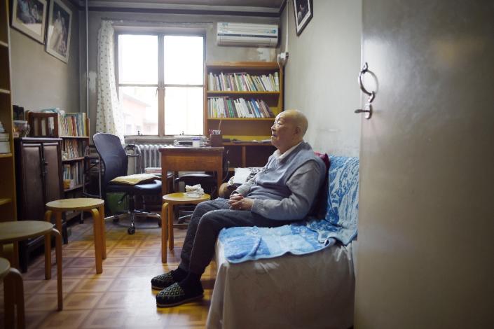 Zhou Youguang, who was probably China's oldest dissenter, died on January 14, 2017, at his house in Beijing, a day after having celebrated his 111th birthday (AFP Photo/WANG ZHAO)
