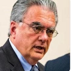 Defense lawyer Daniel Hernandez