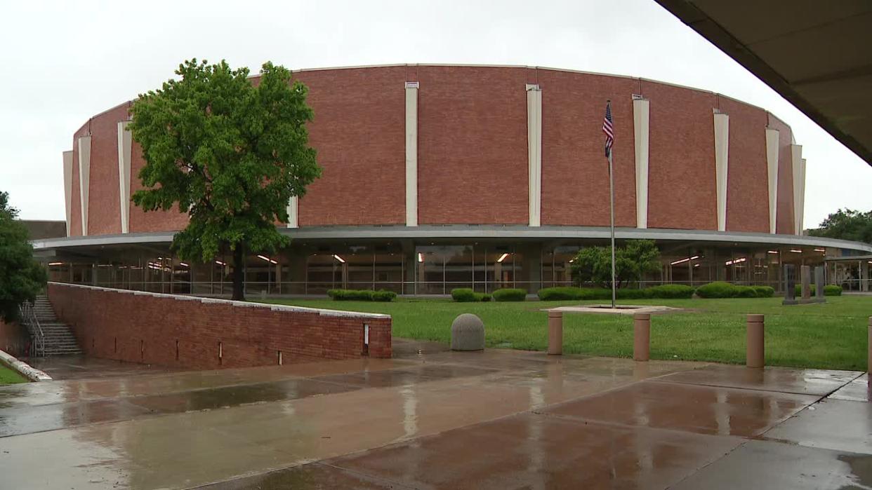 <div>Dallas Memorial Auditorium</div>