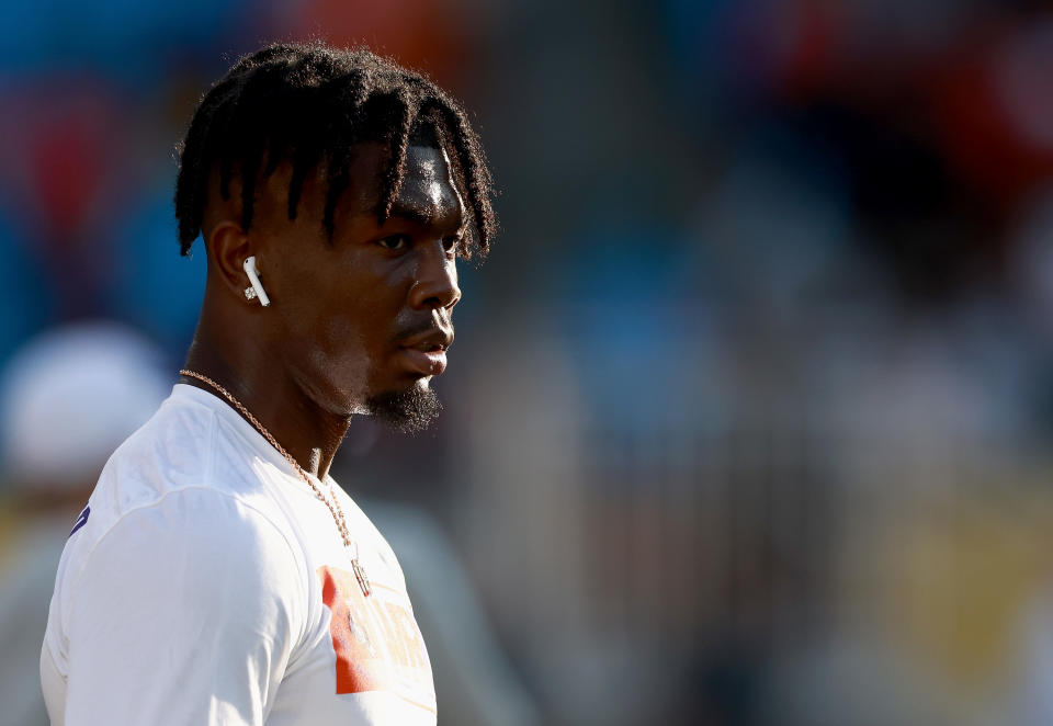 CHARLOTTE, NORTH CAROLINA – SEPTEMBER 04: Justyn Ross #8 of the Clemson Tigers warms up before their game against the Georgia Bulldogs in the Duke’s Mayo Classic at Bank of America Stadium on September 04, 2021 in Charlotte, North Carolina. (Photo by Grant Halverson/Getty Images)