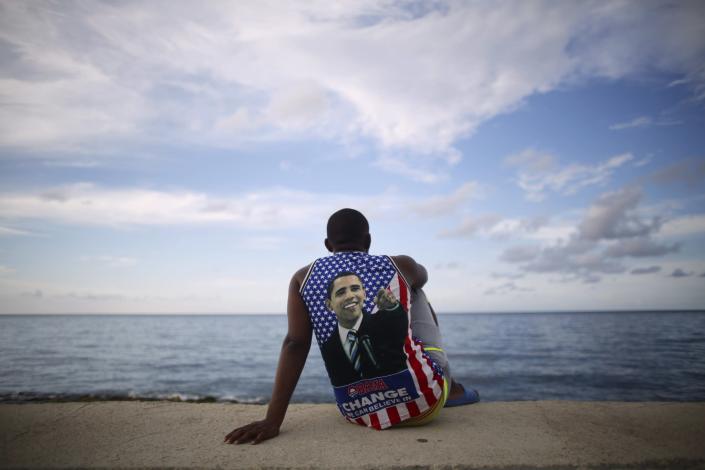 A Cuban fan of President Obama sits near the U.S. Embassy in Havana, August 14, 2015. (Photo: Alexandre Meneghini/Reuters)