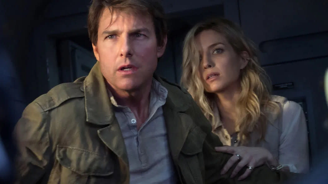 Tom Cruise and Annabelle Wallis in 'The Mummy'. (Credit: Universal)