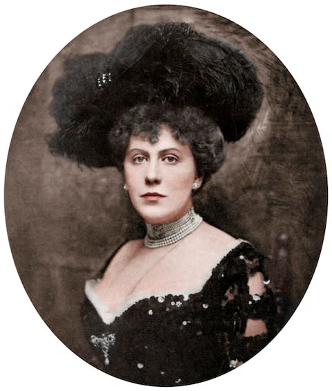 Alice Keppel (1868-1947) was the most famous mistress of King Edward VII - Credit: Print Collector/Getty Images/Hulton Archive