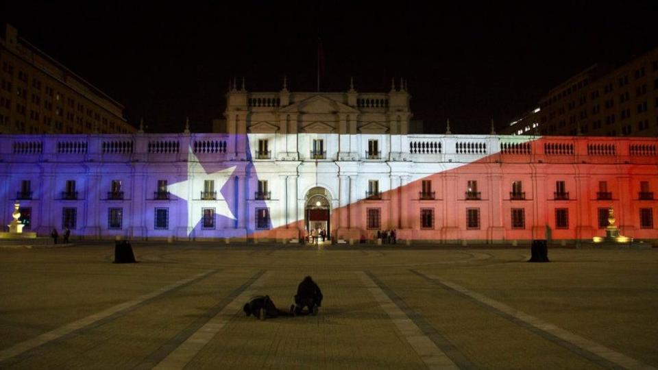 Esta será la primera vez en la historia de Chile que la Constitución será redactada por una Asamblea completamente electa. Las votaciones para la misma tendrán lugar el próximo 11 de abril.