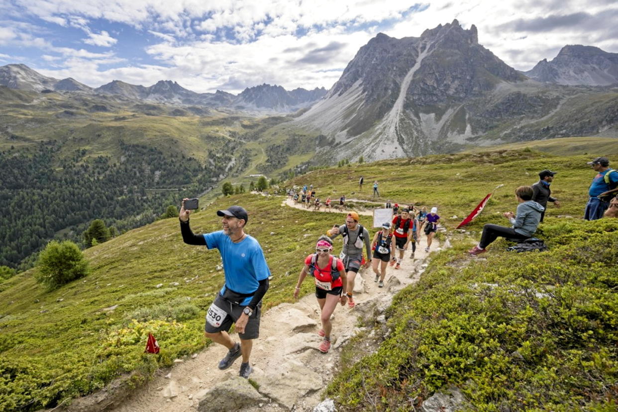 Les Alpes suisses sont aussi touchées par la canicule.  - Credit:FABRICE COFFRINI / AFP