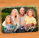 The <em>Kendra on Top </em>star, who was also paid to share a shot of her fam, wished her fanbase “Love, peace, and joy.” The blonde, her hubbby Hank Baskett, and kids, Hank Jr. and Alijah, were all in sync with their smiles. (Photo: <a href="https://www.instagram.com/p/BbvBmXcA6no/?hl=en&taken-by=kendra_wilkinson_baskett" rel="nofollow noopener" target="_blank" data-ylk="slk:Kendra Wilkinson via Instagram;elm:context_link;itc:0;sec:content-canvas" class="link ">Kendra Wilkinson via Instagram</a>)