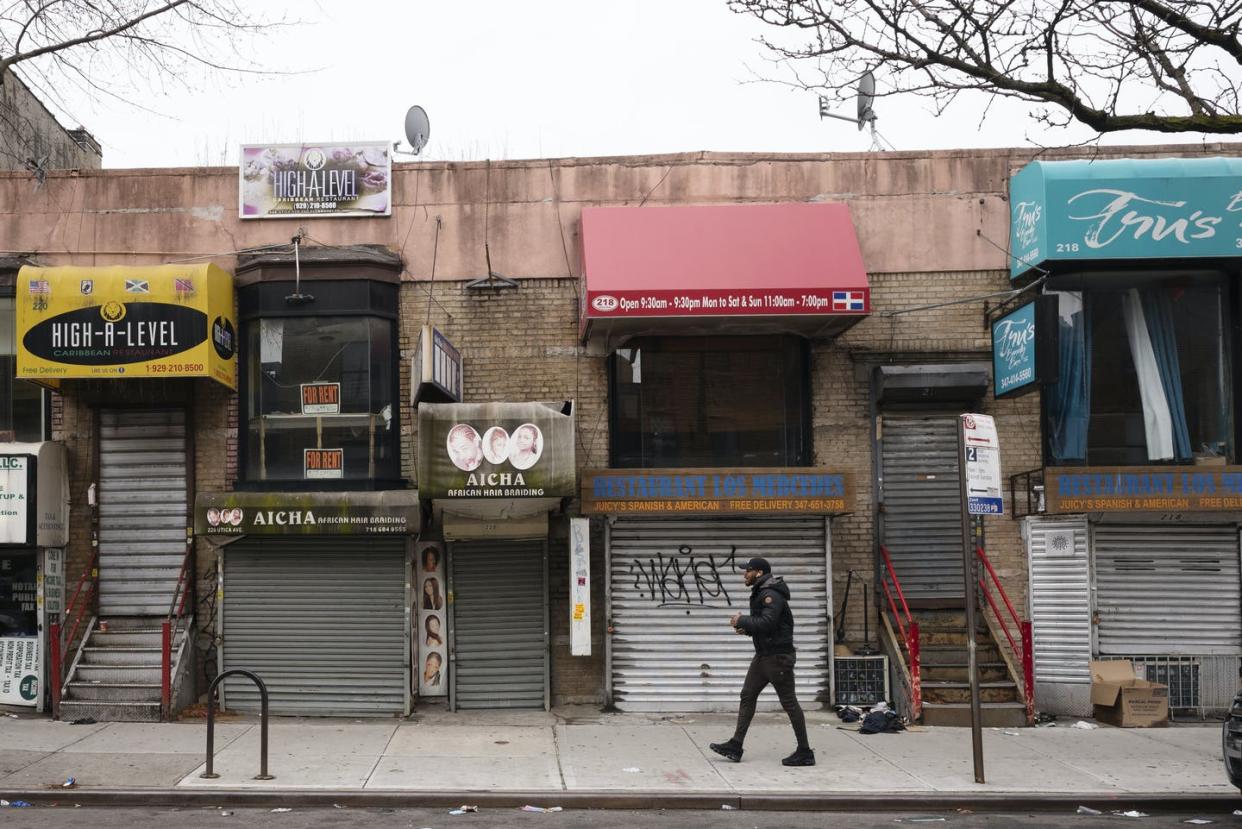 <span class="caption">Black-owned businesses have been shuttered at a higher rate during the pandemic.</span> <span class="attribution"><a class="link " href="http://www.apimages.com/metadata/Index/Virus-Outbreak-Unemployment-Funds/390acd85a7b94a2a8cfddfdd414dacfa/1/0" rel="nofollow noopener" target="_blank" data-ylk="slk:AP Photo/Mark Lennihan;elm:context_link;itc:0;sec:content-canvas">AP Photo/Mark Lennihan</a></span>