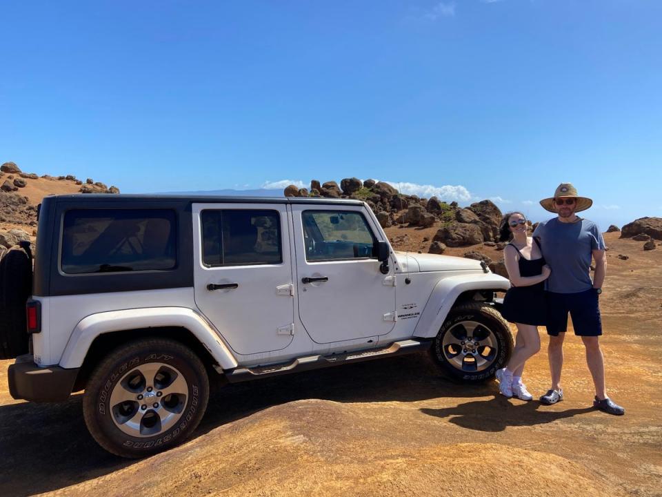 A stop at the Garden of the Gods, on the Holoholo tour (Dave Maclean)