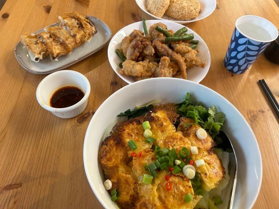 At Oakland Tea House in Auburn Hills, the Spiced Oil with Shrimp Wonton Noodles is something to be savored.