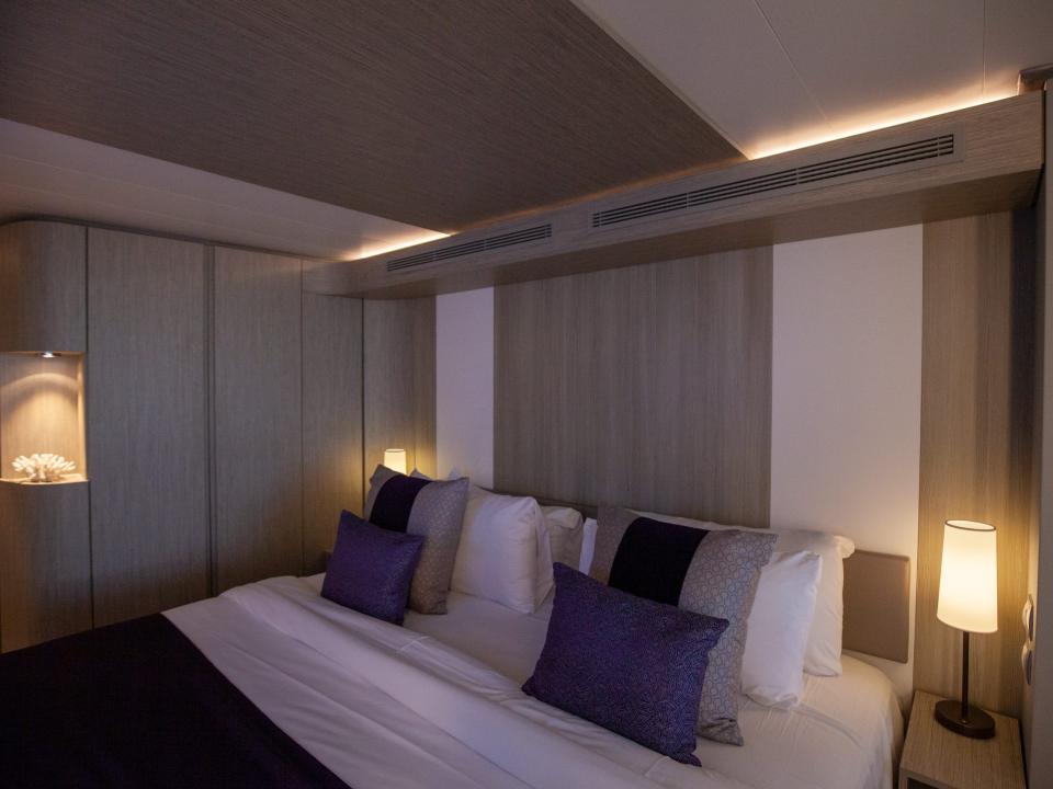 ambient lighting around the bed