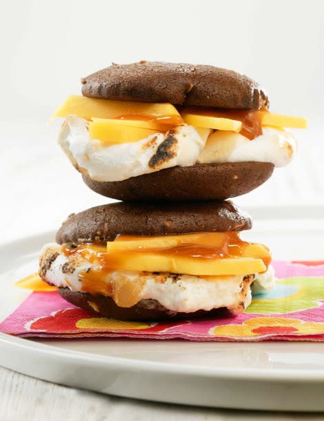 Mango Whoopie Pies