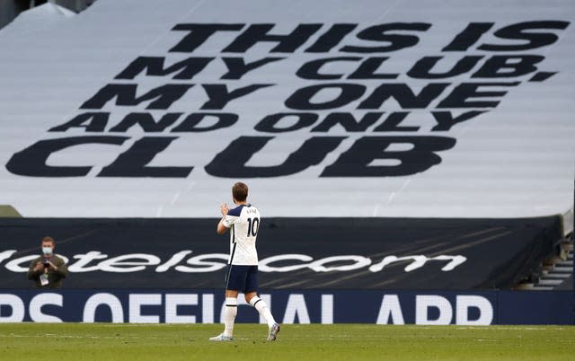 Harry Kane claps the fans