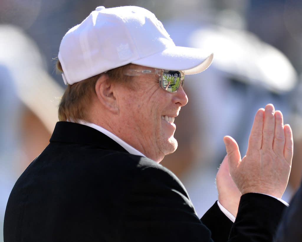 Like It Or Not: Raiders Owner Mark Davis Is Going About It His Way