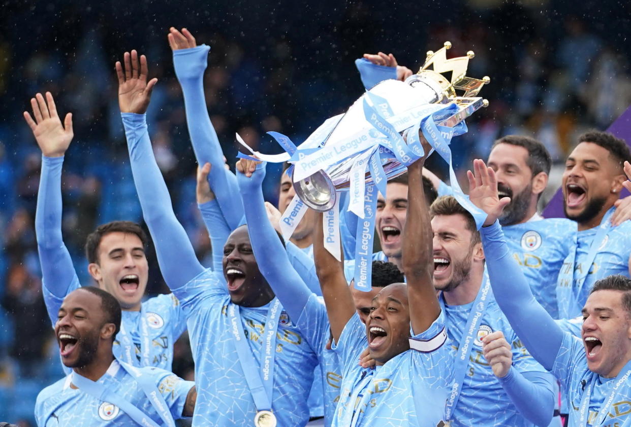 Manchester City celebrates after winning the 2020-21 English Premier League. Photo: Reuters