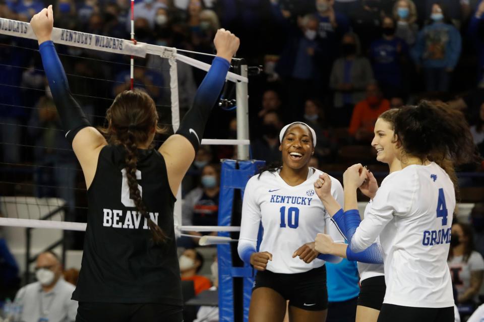 Kentucky’s Reagan Rutherford, center, will transfer to Texas after earning two All-American honors in four seasons with the Wildcats. Rutherford and Baylor setter Averi Carlson announced their intentions to join the two-time defending national champions on Tuesday.