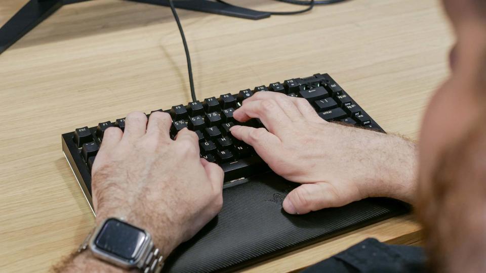 Razer BlackWidow V4 75% keyboard on desk