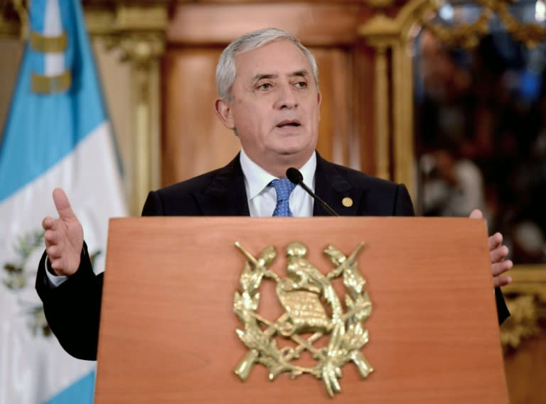 Guatemalan President Otto Perez speaks during a press conference at the presidential house in Guatemala City on August 31, 2015