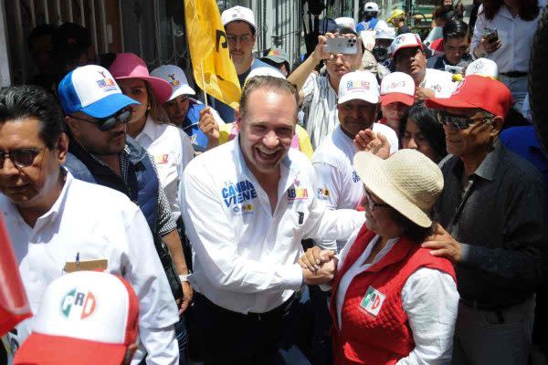 Santiago Taboada promete combatir la violencia en Iztacalco para arrebatarle la alcaldía a Morena