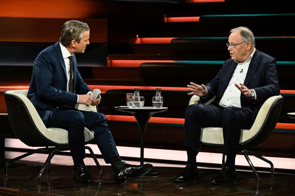 In der Diskussion mit Markus Lanz sprach Stephan Weil von einer 