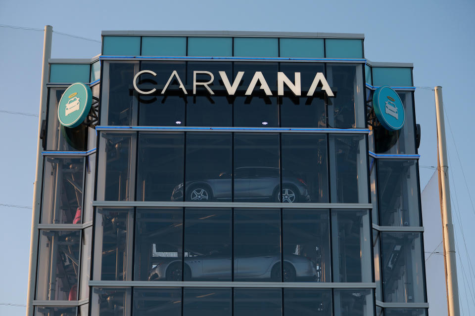 佛罗里达州迈阿密 — 11 月 XNUMX 日：Carvana 二手车