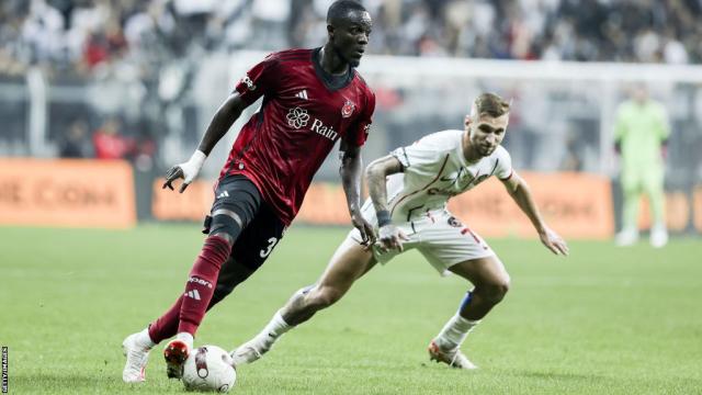 Vincent Aboubakar of Besiktas controls the ball during the Super