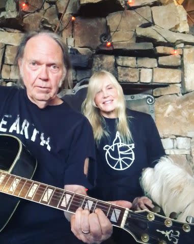 <p>Daryl Hannah/Instagram</p> Neil Young and Daryl Hannah
