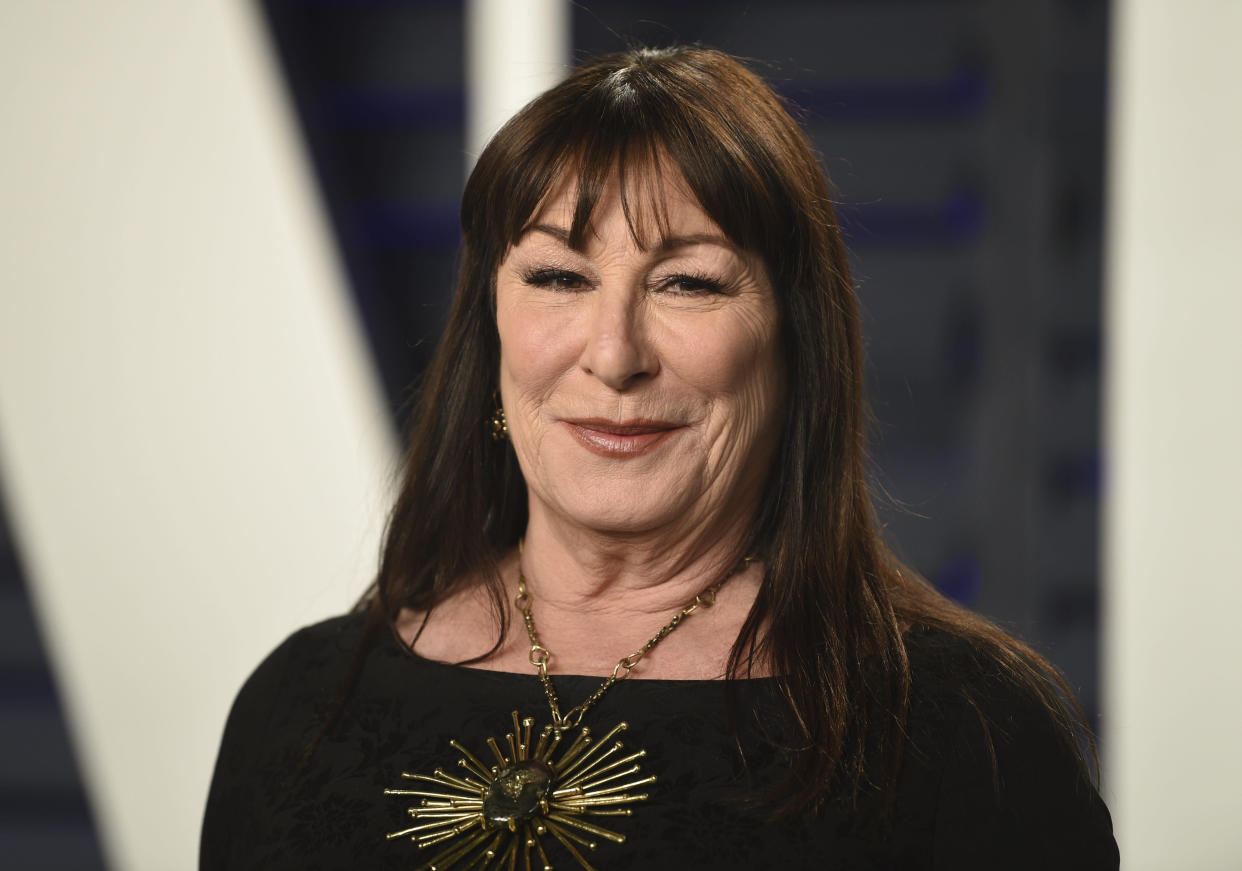 Anjelica Huston arrives at the Vanity Fair Oscar Party on Sunday, Feb. 24, 2019, in Beverly Hills, Calif. (Photo by Evan Agostini/Invision/AP)