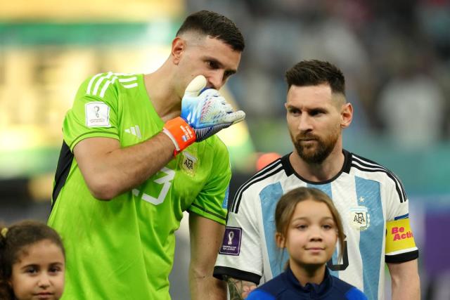 Golden Glove winner at World Cup 2022 confirmed as Argentina's Emiliano  Martinez helps team to trophy - Wales Online