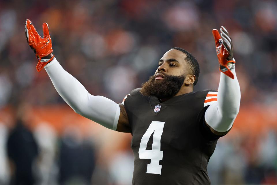 Cleveland Browns middle linebacker Anthony Walker reacts before an NFL football game against the Las Vegas Raiders, Monday, Dec. 20, 2021, in Cleveland. (AP Photo/Ron Schwane)