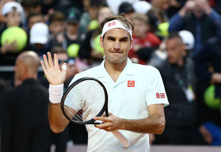 FILE PHOTO: Tennis - ATP 1000 - Italian Open - Foro Italico, Rome, Italy - May 16, 2019 Switzerland's Roger Federer celebrates after winning his third round match against Croatia's Borna Coric REUTERS/Matteo Ciambelli