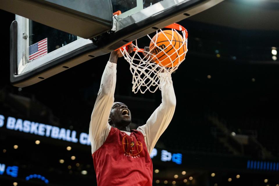 Iowa State five-star recruit Omaha Biliew is headed to the transfer portal. He averaged 2.4 points and 7.4 minutes in 20 games.