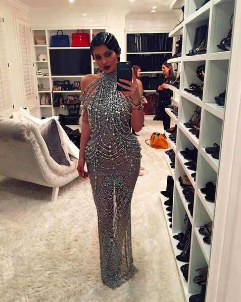 Kylie Jenner gets ready for her mother’s 60th birthday party