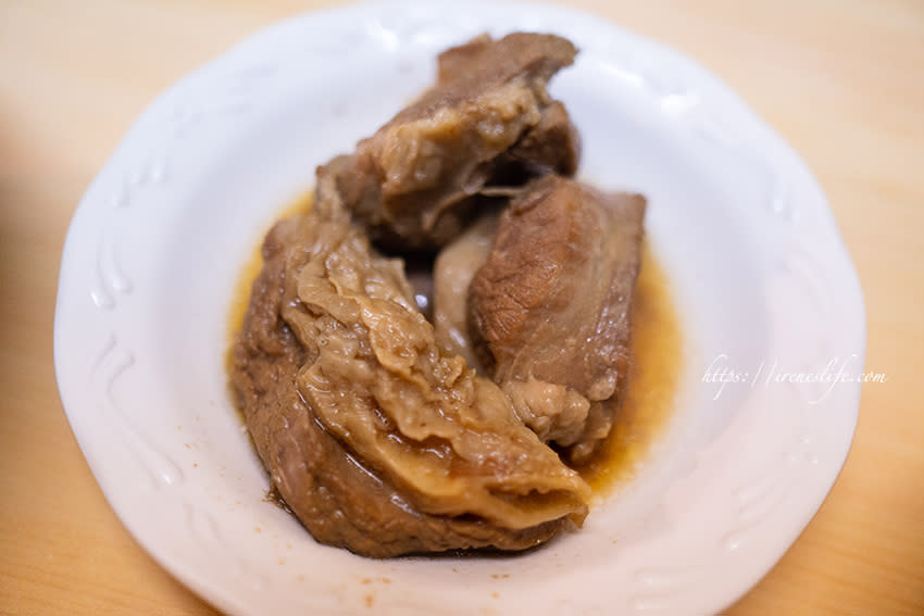 劉古早味黑豬肉爌肉飯