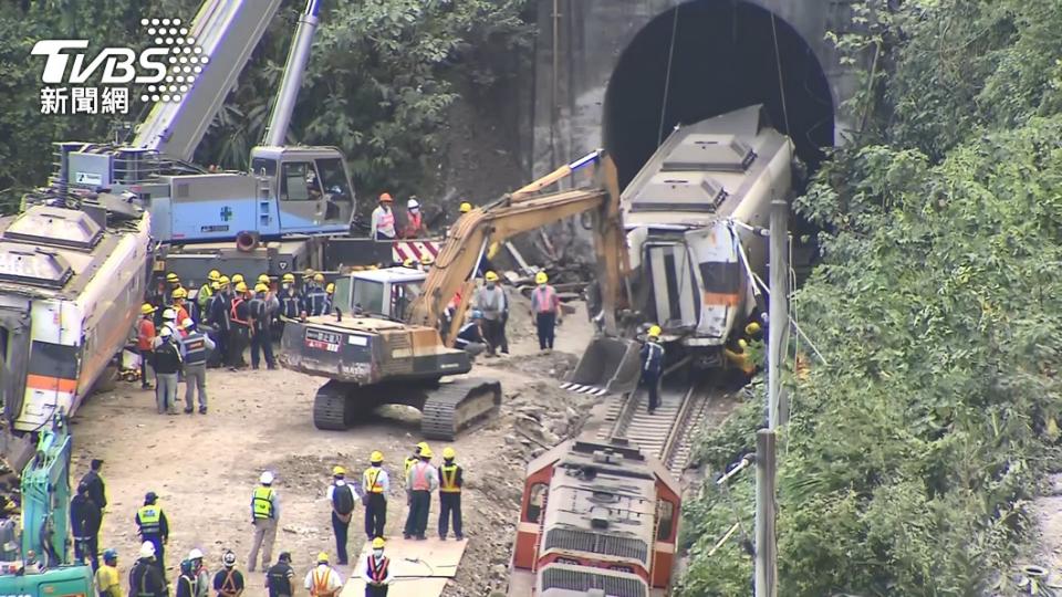 408次太魯閣號意外共奪走49條性命。（圖／TVBS資料畫面）