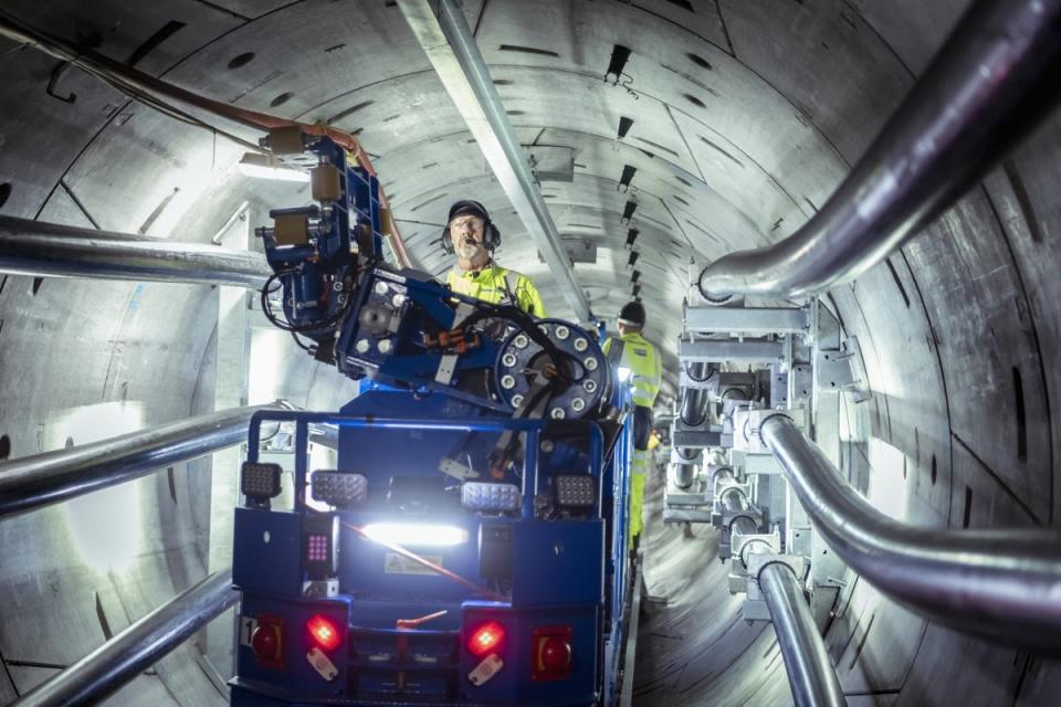  Balfour Beatty is working on London Power tunnels with National Grid (balfour beatty)