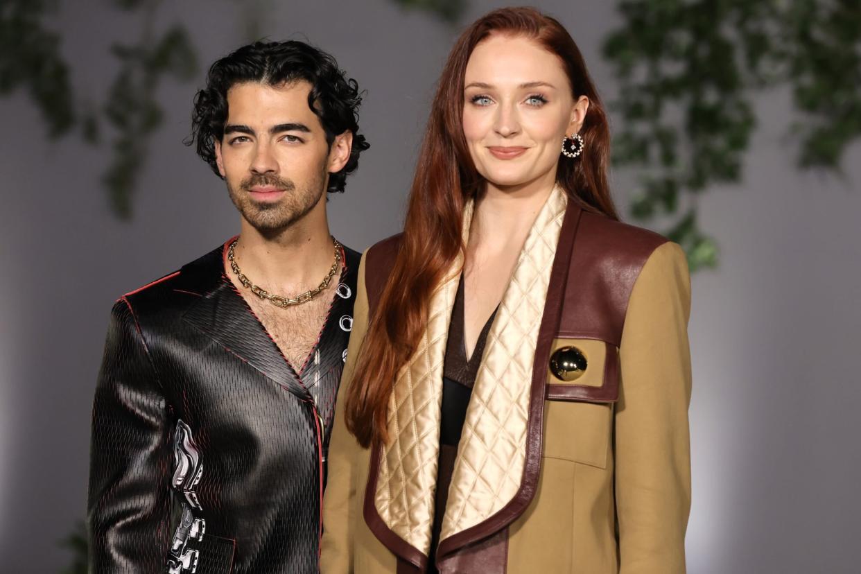 LOS ANGELES, CALIFORNIA - OCTOBER 15: (L-R) Joe Jonas and Sophie Turner attend the 2nd Annual Academy Museum Gala at Academy Museum of Motion Pictures on October 15, 2022 in Los Angeles, California. (Photo by Amy Sussman/WireImage,)