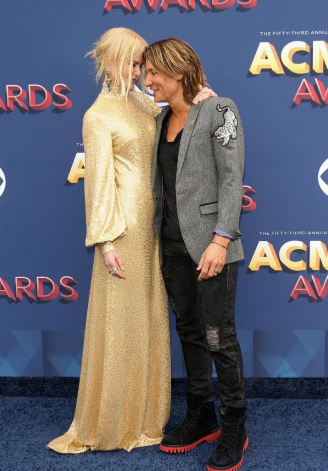 The pair have been looking super loved-up recently, seen here at the Country Music Awards 2018. Source: Getty