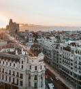 <p>Para muchos madrileños y usuarios de Instagram las mejores vistas de la capital están en la azotea del Círculo de Bellas Artes (Alcalá, 42). Sea como fuere, no puedes irte de allí sin llevarte una foto de recuerdo. (Foto: Instagram / <a rel="nofollow noopener" href="https://www.instagram.com/p/BiNEZl2Ad0C/?utm_source=ig_embed&utm_campaign=embed_locale_test" target="_blank" data-ylk="slk:@elisabetta_pistoni;elm:context_link;itc:0;sec:content-canvas" class="link ">@elisabetta_pistoni</a>). </p>